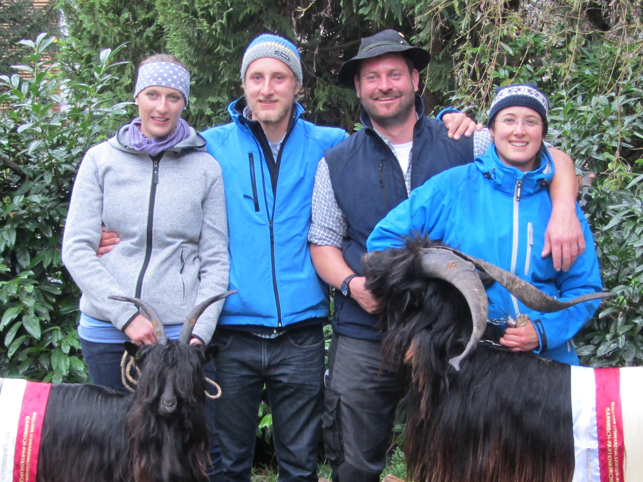 Foto mit Julia, Bernhard, Sepp und Steffi